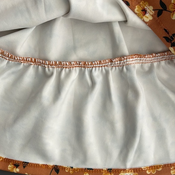 Toddler girl overalls dress. Brand new, no tags. Thicker material - Picture 4 of 6